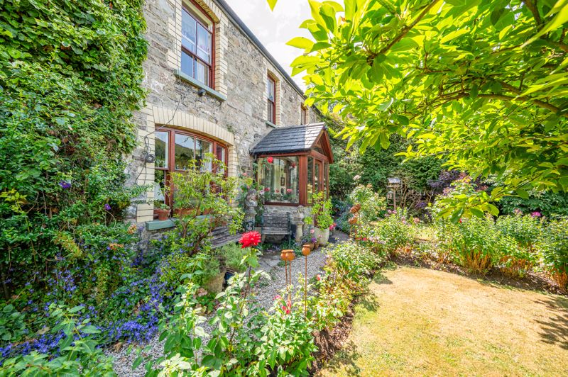 Front Elevation- click for photo gallery